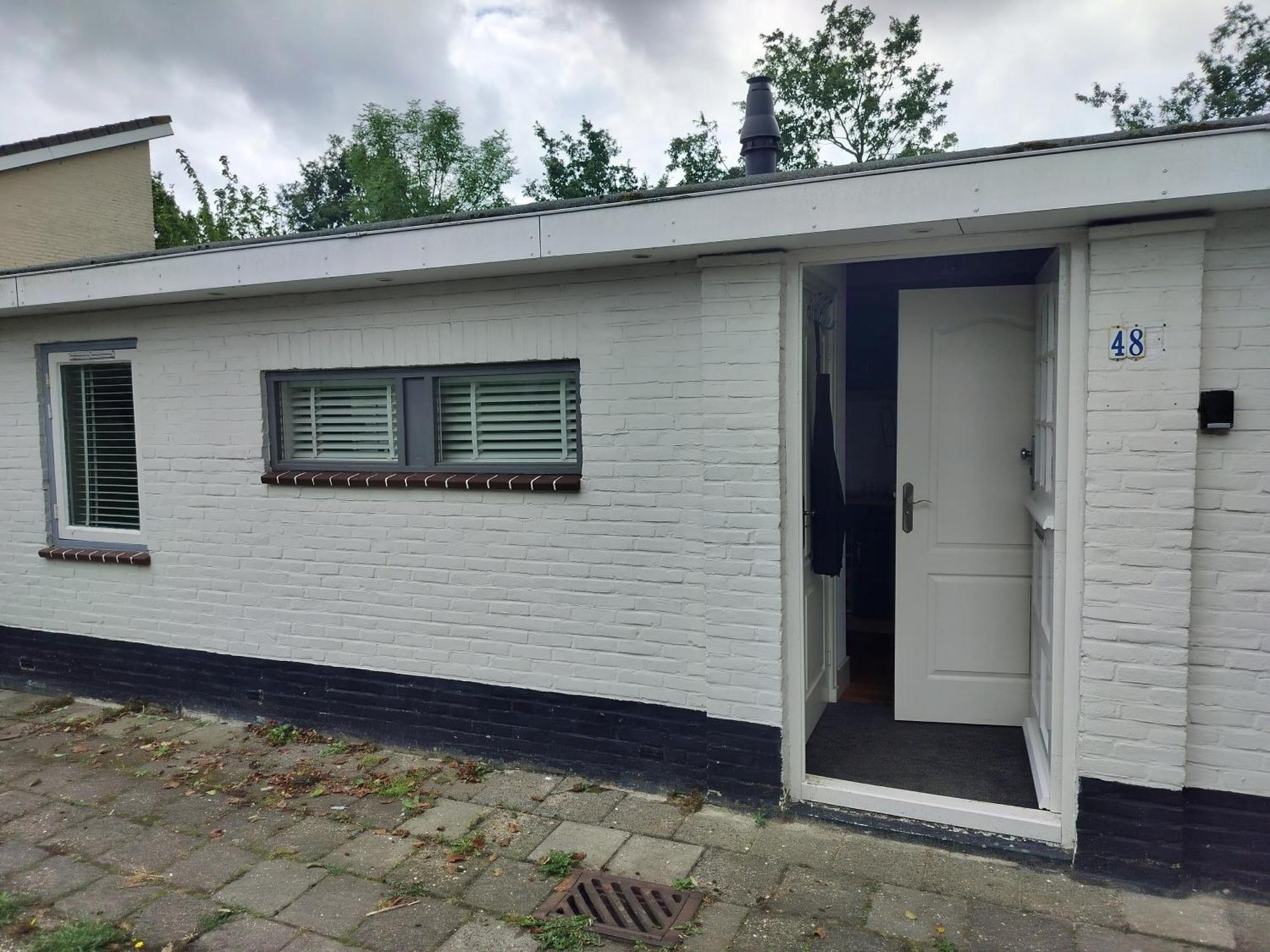 Solstice, Quiet Cottage In Bruinisse, Zeeland Экстерьер фото